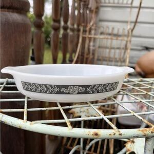 Pyrex Grecian Floral Pixie 700 Au Gratin Dish 10Oz Restaurant Ware Glass Vintage